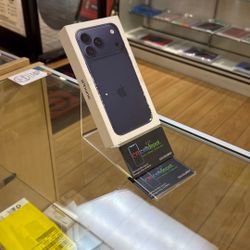 Apple iPhone 17 Pro Max 256gb Factory Unlocked/ Liberado De Compania 