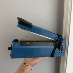 Plastic Sealer