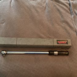 Husky Torque Wrench Half-Inch Drive With Case