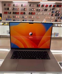 MacBook Pro M1 512GB 16GB ram 16inch