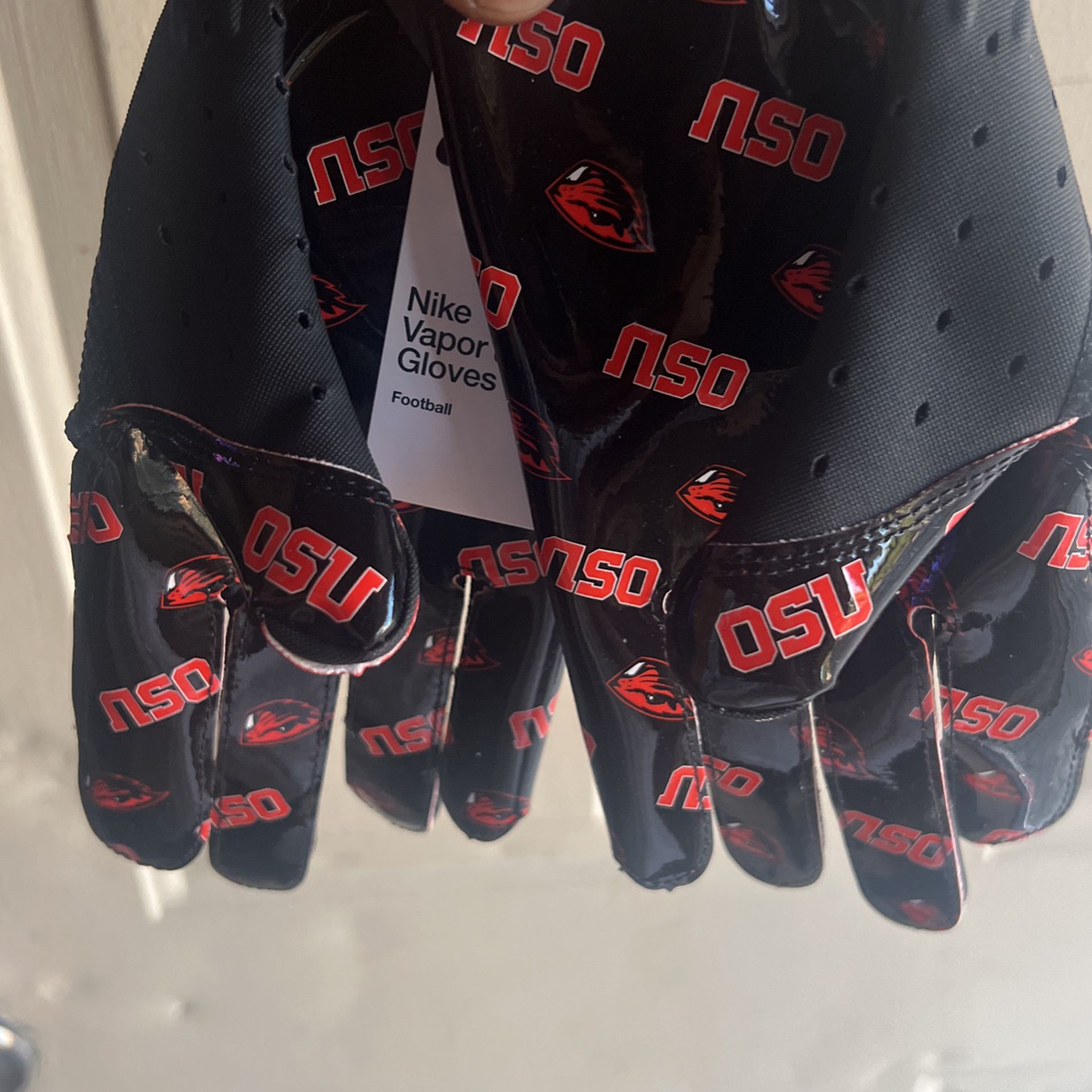 Nike & Supreme Football Gloves for Sale in San Bernardino, CA