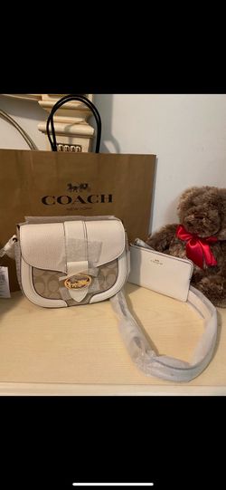 New!!! Coach large emblem and wristlet