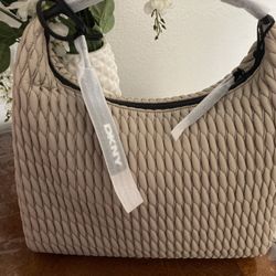 BRAND NEW DKNY Purse 