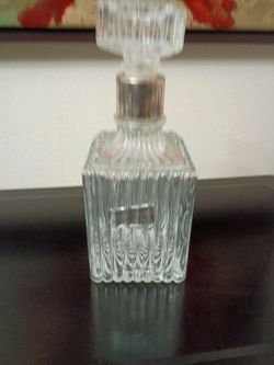Crystal whiskey decanter bottle (Italian crafted)
