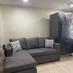 Grey Small Reversible Sectional ¡¡BRAND NEW IN STOCK!!