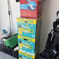 Huggies / Pampers Diapers 