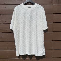 Lv shirt