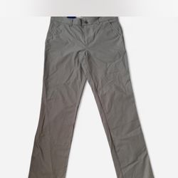 32° Grey slim fit trousers with a relaxed fit #menswear #slimfit