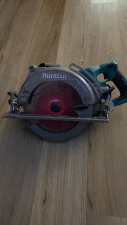 Makita circular saw 40v