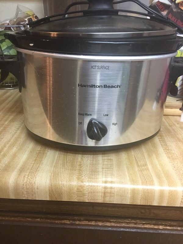 Slow cooker