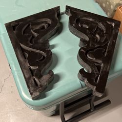 Shelve Holders