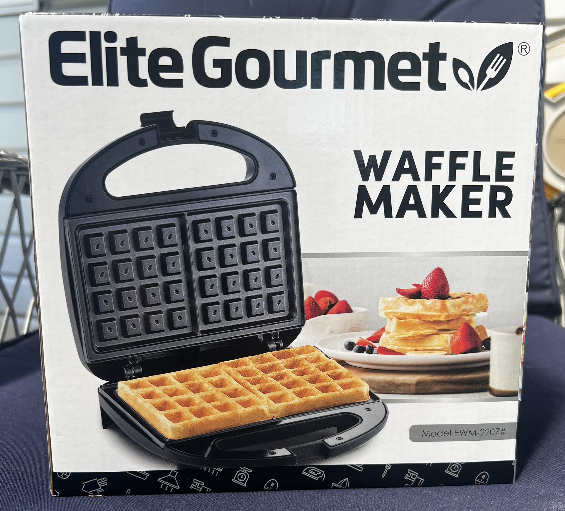 Elite Gourmet Waffle Maker