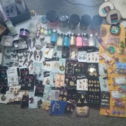 HUGE lot Of Brand NEW Art Supplies Epoxy Charms Glitter Molds Crafts