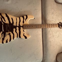 ESP LTD SIGNED GEORGE LYNCH  GL-200MT  TIGER GUITAR WITH CASE SEYMOUR DUNCAN PICKUP