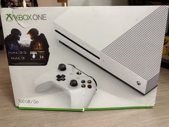 Xbox One S + Games