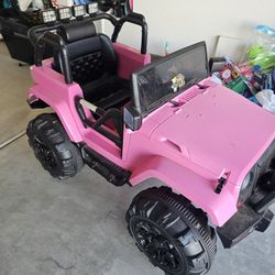 Pink kids Jeep with remote control