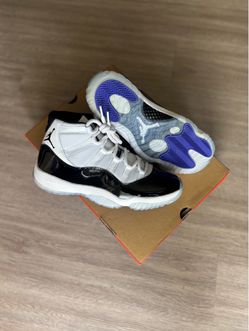 Air Jordan 11 Concord