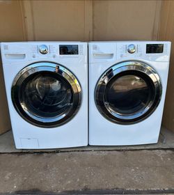 Kenmore washer and electric dryer laundry set