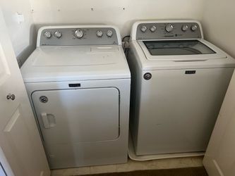 Washer and dryer set