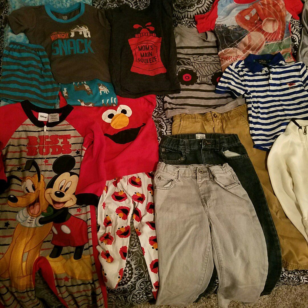 All items $3... 4t/5t (Boys)... More than shown in pictures