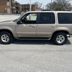 1998 Ford Explorer