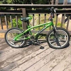 Kent Chaos Freestyle Bike, 20" wheels,12" frame,  Bright Green