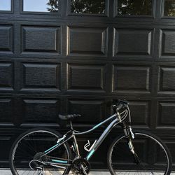 Trek Neko S dual sport series Hybrid Bike 