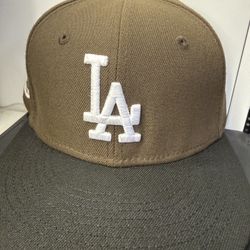 Dodgers LA fitted hat size 7 