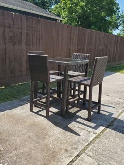 Mesa de patio