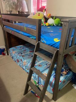 Bunk bed for kids