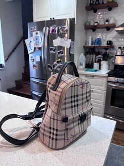 B mini bag pack