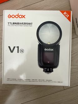 Godox V1 N Camera Flash