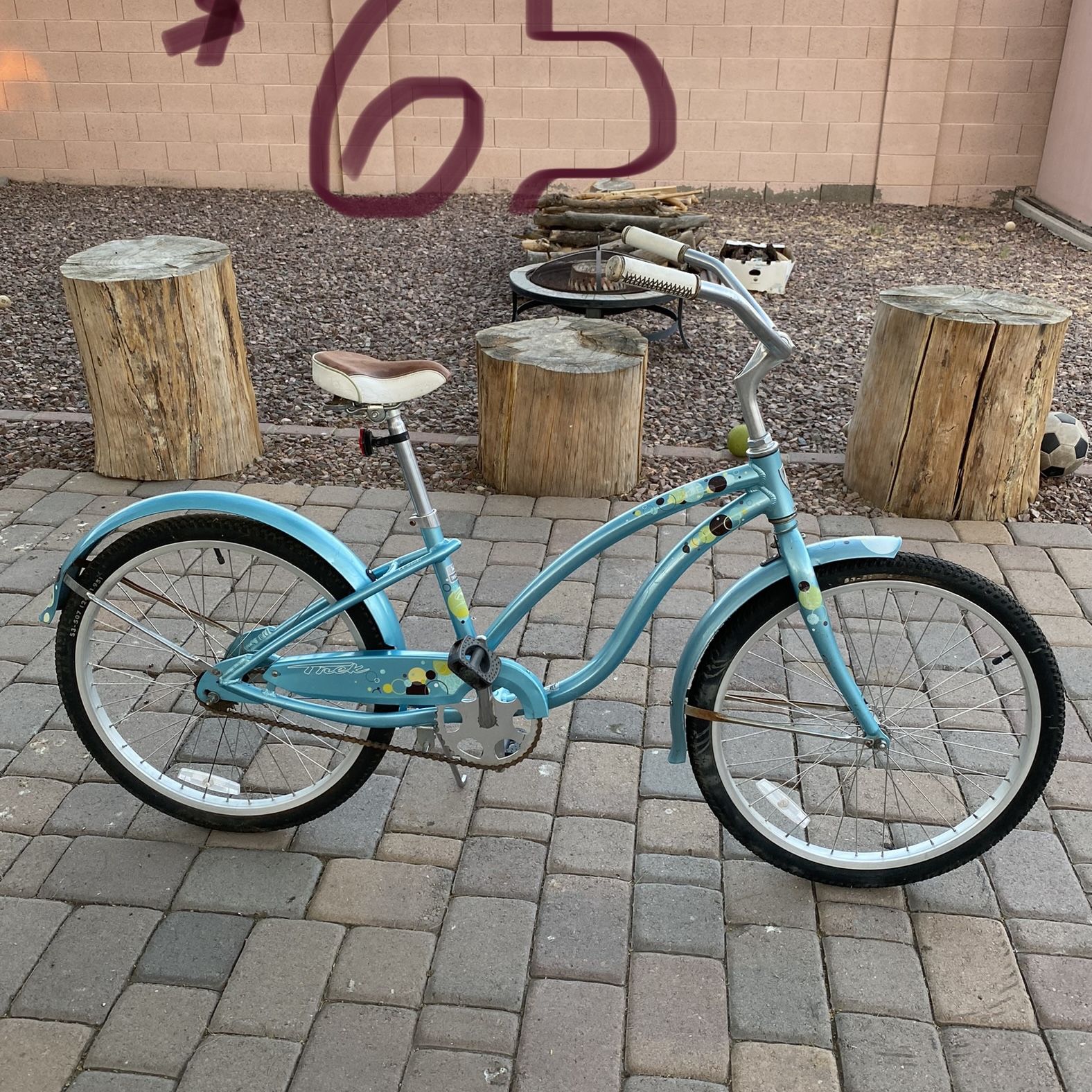 Trek Wasabi Women Girl Beach Cruiser Bicycle for Sale in Phoenix AZ OfferUp