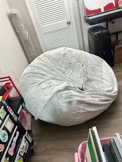 XL Faux Fur Bean Bag
