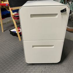 File cabinet With lock