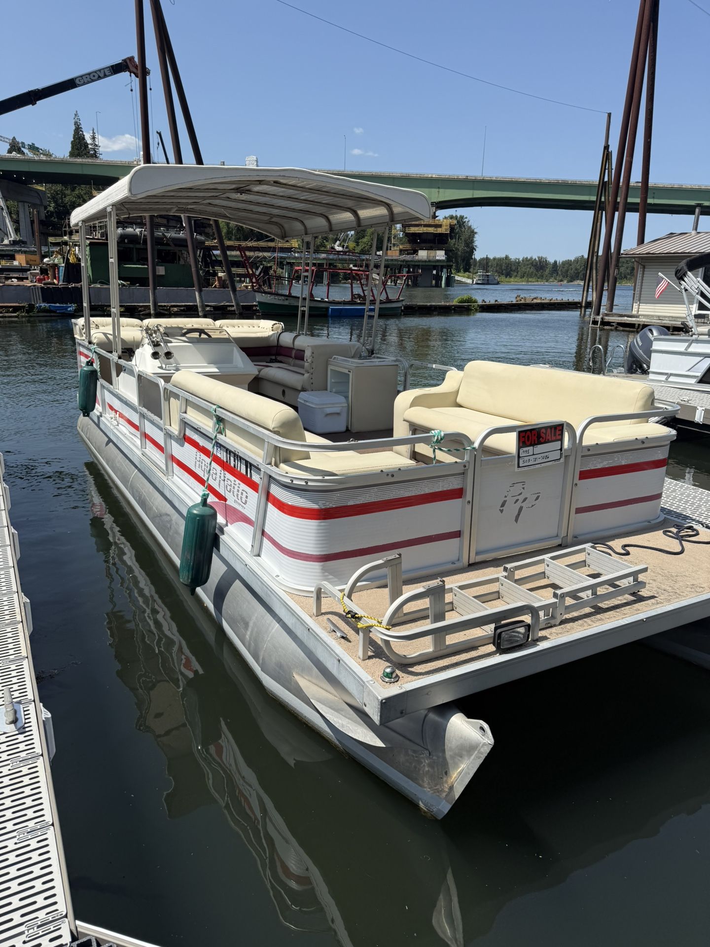 1995 Godfrey Aqua patio