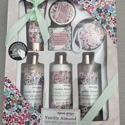 Olivia Grace Vanilla Almond 7pc Bath & Body Set.