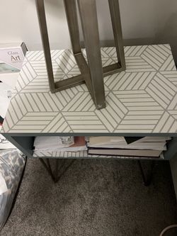 Two Lamp Stand