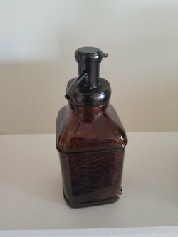 Soap lotion dispenser