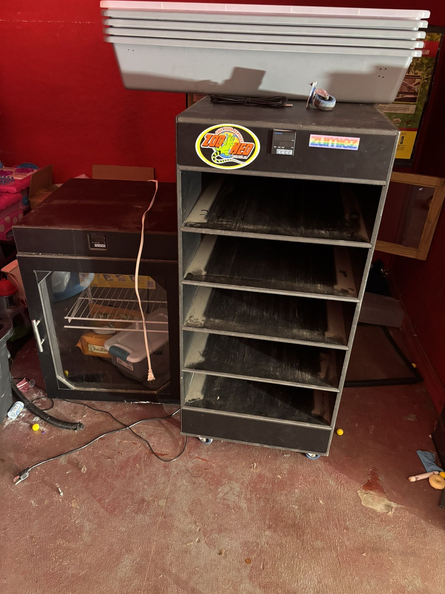 Reptile Incubator