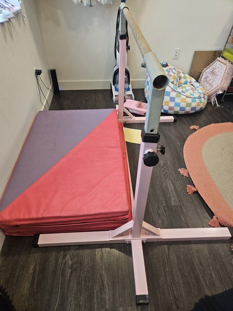 Gymnastic Bar And Mat