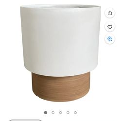 White Flower Pots FREE