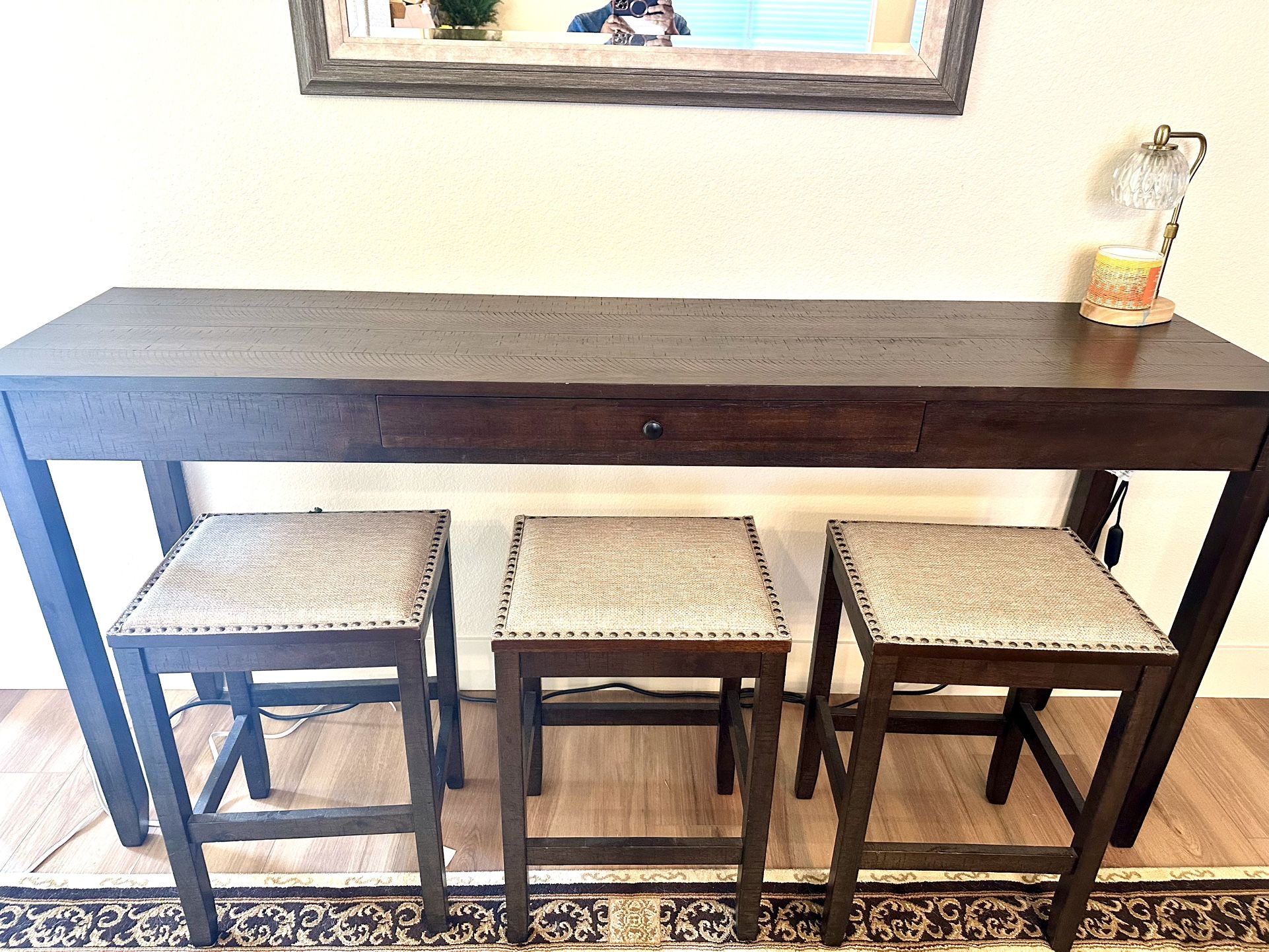 Bar Table With 3 Stools