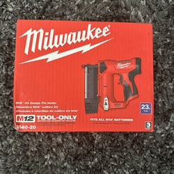 Top Rated Milwaukee M12 12-Volt 23-Gauge Lithium-Ion Cordless Pin Nailer (Tool-Only. Firm/ Fijó. Pick Up/ Solo Recojer.