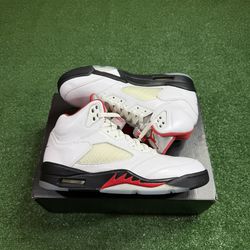Jordan 5 Fire Red