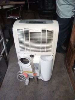 Portable Air Conditioner with Exhaust Hose and remote control