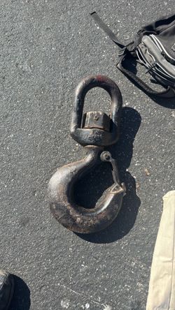 Crosby commercial heavy duty 5 ton hook with safety latch