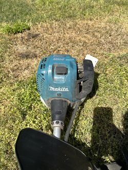 Makita Weed Wood Trimmer 