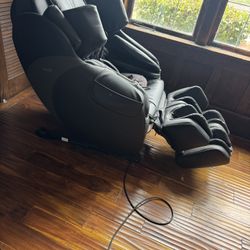 Inada Massage Chair