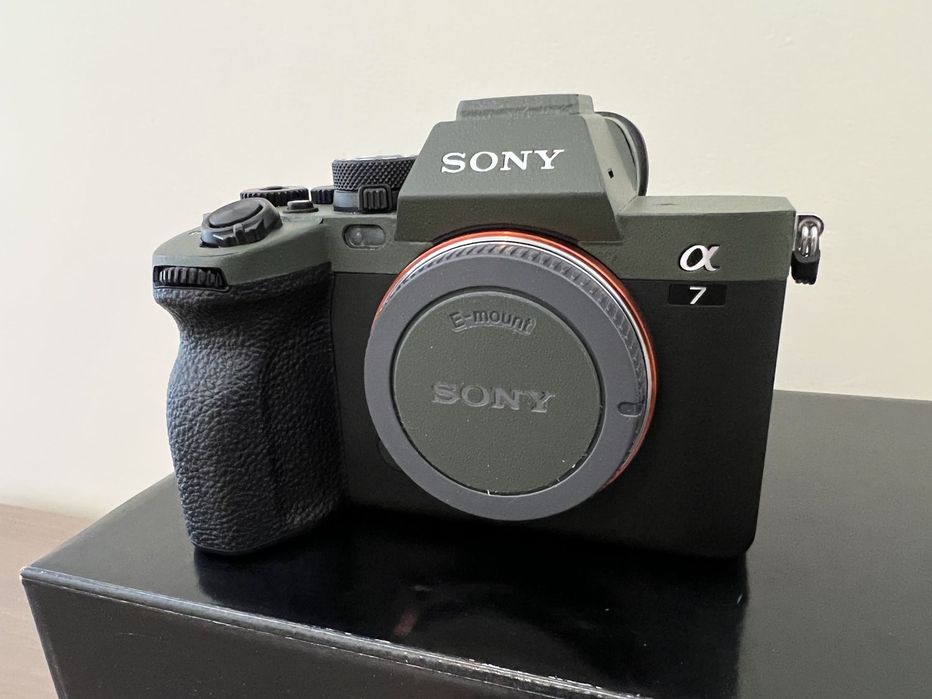Sony A7IV body